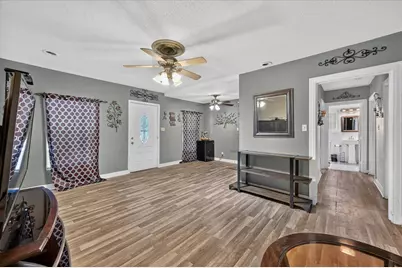 3628 Hampshire Boulevard, Fort Worth, TX 76103 - Photo 8