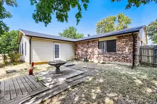 704 Fort Worth St, Mansfield, TX 76063 - Photo 32