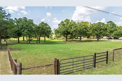 2301 Lakefront Shores Drive, Athens, TX 75752 - Photo 10