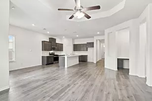 13409 Sueca Dr, Little Elm, TX 75068 - Photo 10
