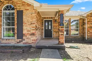 6905 Scott Ct, Sachse, TX 75048 - Photo 2
