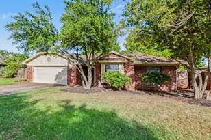 7 Alamosa Dr, Trophy Club, TX 76262 - Photo 2
