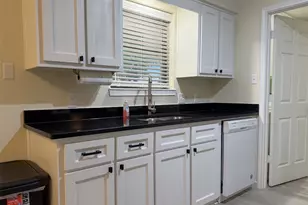 101 Kathryn Dr, Sanger, TX 76266 - Photo 10