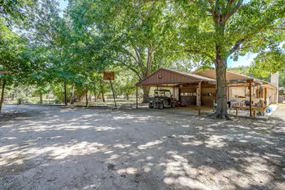 1377 E Gibtown Road, Poolville, TX 76487 - Photo 36