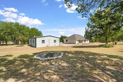 1110 W 23rd Street, Clifton, TX 76634 - Photo 34