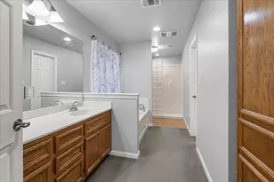 1110 W 23rd St, Clifton, TX 76634 - Photo 24