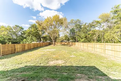 316 Beckham Street W, Sulphur Springs, TX 75482 - Photo 18