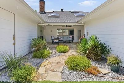 2319 Castle Rock Road, Carrollton, TX 75007 - Photo 24