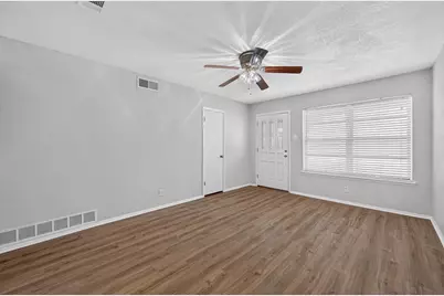 3433 Sheryl Drive, Mesquite, TX 75150 - Photo 4