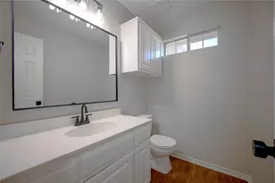 562 Continental Dr, Lewisville, TX 75067 - Photo 20
