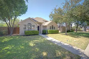 562 Continental Dr, Lewisville, TX 75067 - Photo 24