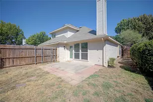 562 Continental Dr, Lewisville, TX 75067 - Photo 30