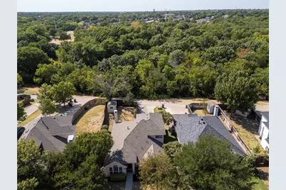 562 Continental Drive, Lewisville, TX 75067 - Photo 2