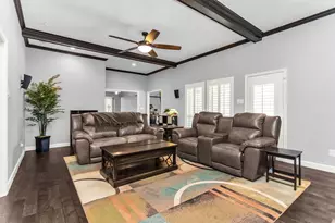 10139 Cherry Tree Dr, Dallas, TX 75243 - Photo 6