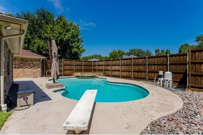 10139 Cherry Tree Drive, Dallas, TX 75243 - Photo 34
