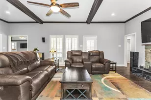 10139 Cherry Tree Dr, Dallas, TX 75243 - Photo 8