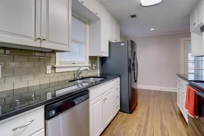 3201 Cockrell Avenue, Fort Worth, TX 76109 - Photo 12