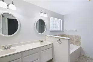 2018 Timber Cove Ct, Weatherford, TX 76087 - Photo 16