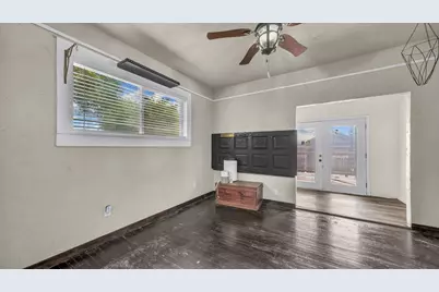 900 A E Hubbard Street, Mineral Wells, TX 76067 - Photo 10