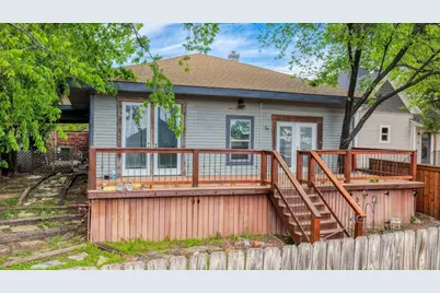 900 A E Hubbard Street, Mineral Wells, TX 76067 - Photo 2