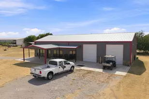 12880 N County Line Rd, Ponder, TX 76259 - Photo 38