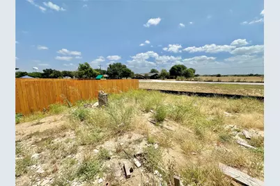 11424 Themis Court, Waco, TX 76655 - Photo 6