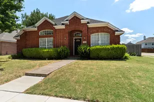 5025 China Berry Dr, McKinney, TX 75070 - Photo 2