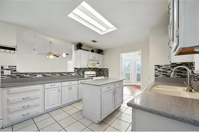 2711 Primrose Lane, Rowlett, TX 75089 - Photo 4