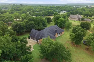 205 Deer Glade Ct, Azle, TX 76020 - Photo 34