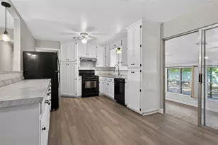 702 N Rita St, Lacy Lakeview, TX 76705 - Photo 14