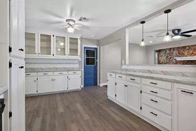 702 N Rita Street, Lacy Lakeview, TX 76705 - Photo 16