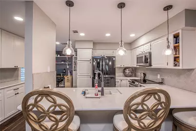 135 Pleasant Grove Lane, Waco, TX 76712 - Photo 8