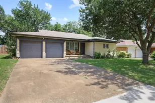 813 S Andrews St, Sherman, TX 75090 - Photo 36