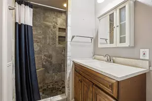 813 S Andrews St, Sherman, TX 75090 - Photo 26