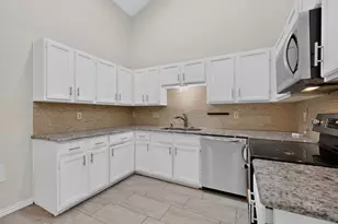304 Cole St, Garland, TX 75040 - Photo 8