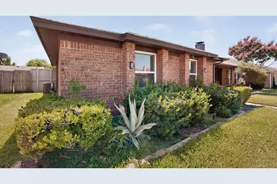 304 Cole Street, Garland, TX 75040 - Photo 2