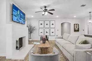 8228 Cheetah Path, Godley, TX 76044 - Photo 4