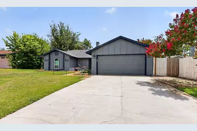 3508 Grande Bulevar, Irving, TX 75062 - Photo 1
