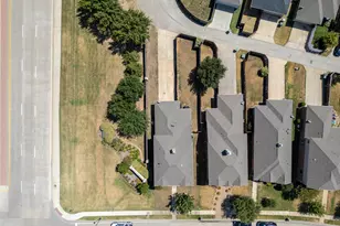 9220 Remington Dr, Aubrey, TX 76227 - Photo 34