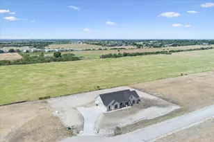 569 Lacek Mill Rd, China Spring, TX 76633 - Photo 2