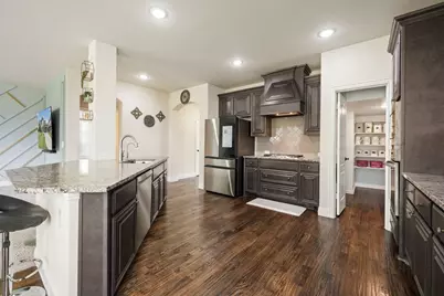 5101 Hertel Court, McKinney, TX 75071 - Photo 2