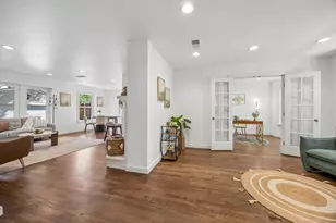 6718 Hialeah Dr, Dallas, TX 75214 - Photo 4