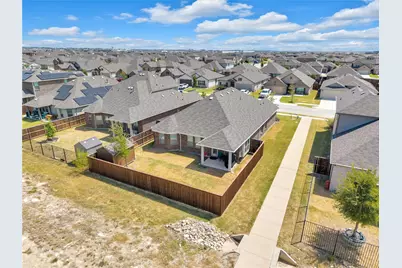 8913 Lantana Meadow Drive, Fort Worth, TX 76131 - Photo 18