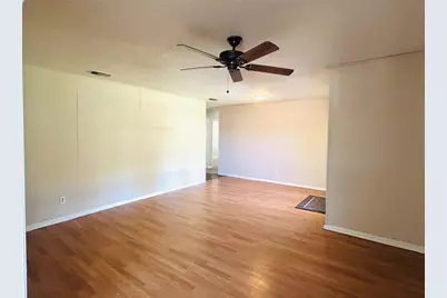 4425 Wedgmont Circle S, Fort Worth, TX 76133 - Photo 6