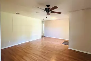 4425 Wedgmont Cir S, Fort Worth, TX 76133 - Photo 6