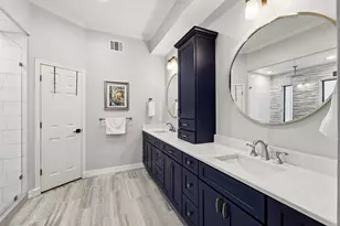 8814 Sanshire Ave, Dallas, TX 75231 - Photo 18