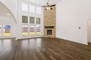 309 Lovett Ln, Burleson, TX 76028 - Photo 4