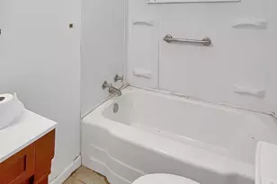 918 E Franklin St, Hillsboro, TX 76645 - Photo 8