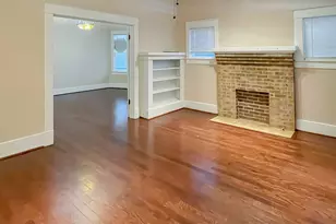918 E Franklin St, Hillsboro, TX 76645 - Photo 2