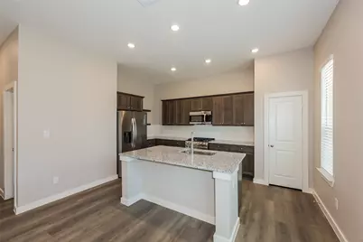 725 Painted Loon Drive, Arlington, TX 76005 - Photo 2